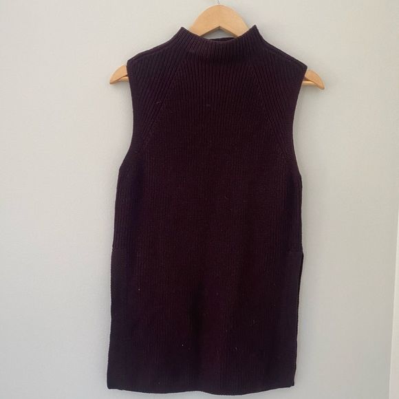 Wilfred ( aritzia ) wool sleeveless turtle neck. Small. - Picture 1 of 3